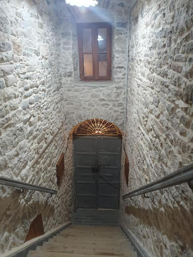 Santa Room-Old Bazaar Center-Gjirokastër Dış mekan fotoğraf