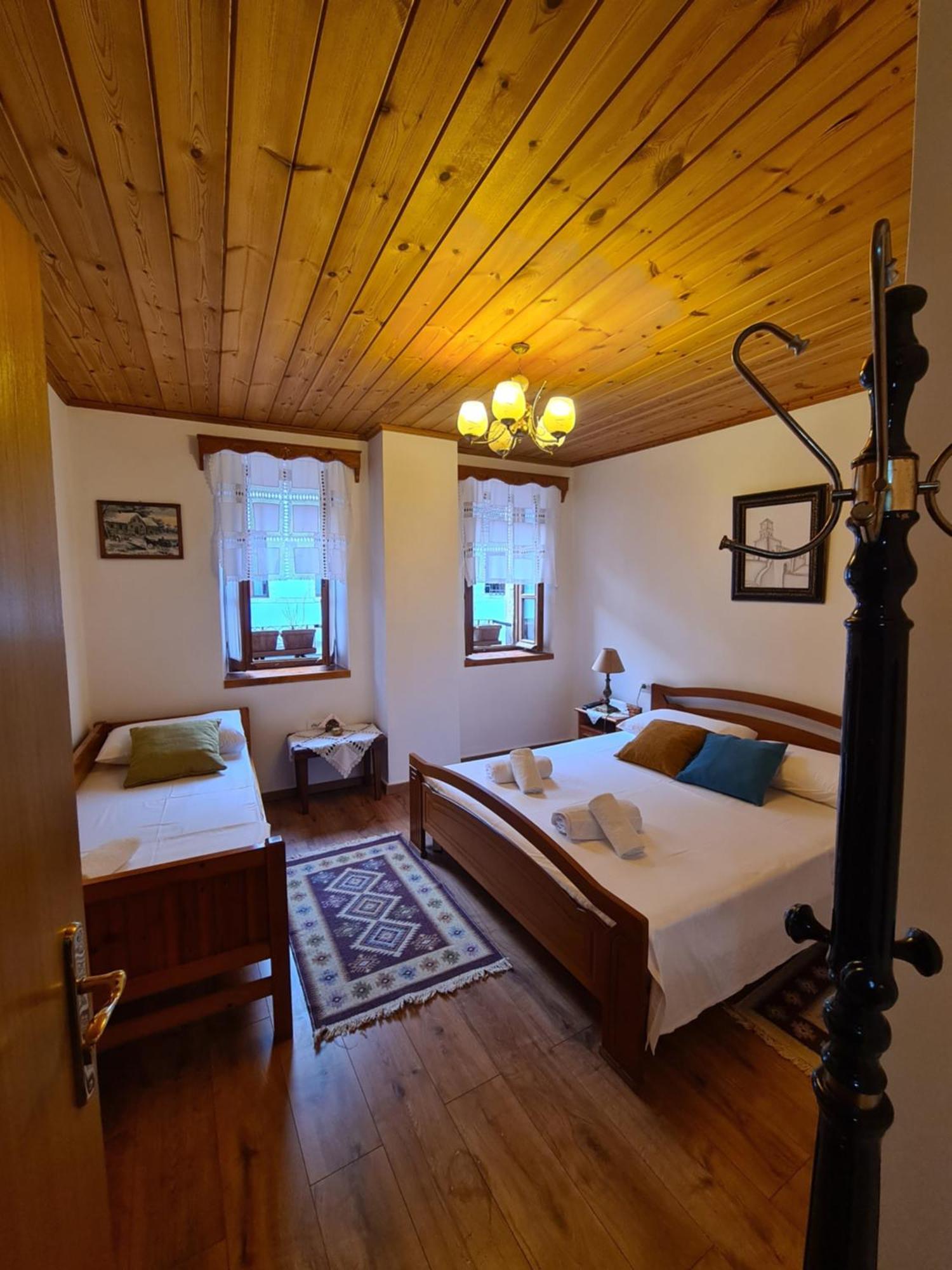 Santa Room-Old Bazaar Center-Gjirokastër Dış mekan fotoğraf