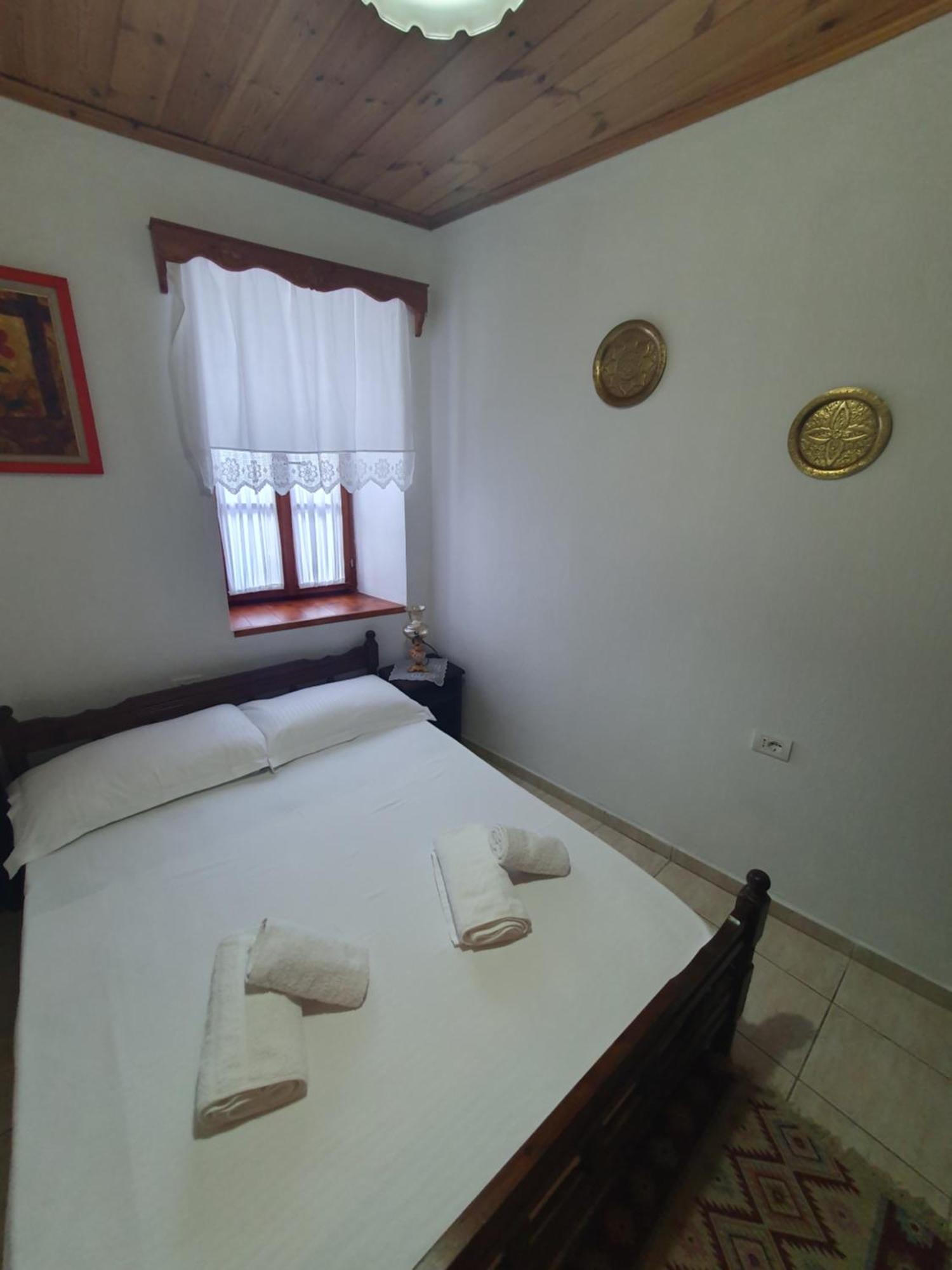 Santa Room-Old Bazaar Center-Gjirokastër Dış mekan fotoğraf